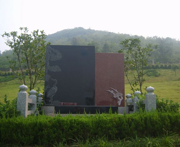特色墓型(七 合肥万山生态陵园